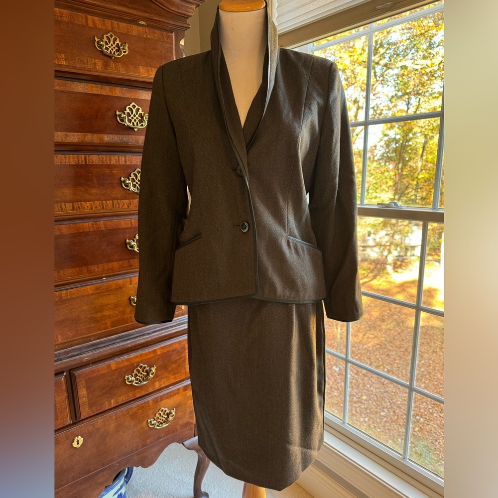Harve Bernard by Bernard Holtman Vintage 1980s 8 Petite 100% wool Fall Suit Set